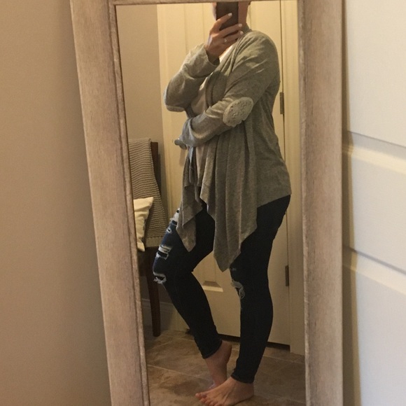 Vanity Waterfall Cardigan - Picture 4 of 10